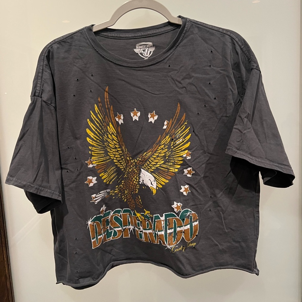 Country Deep Desperado Distressed T-Shirt - Small, Gray